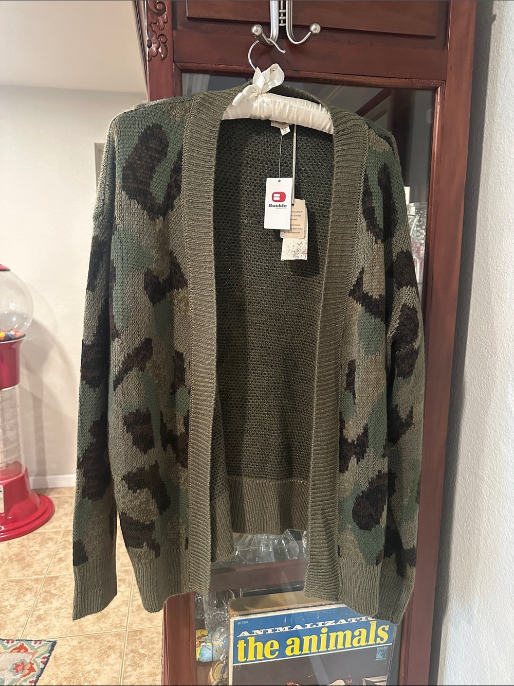 camouflage knit cardigan from the retailer Buckle. NWT